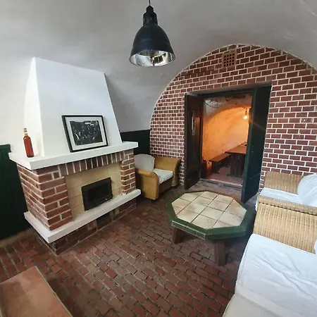 Apartamento Kisház A Hegyen *