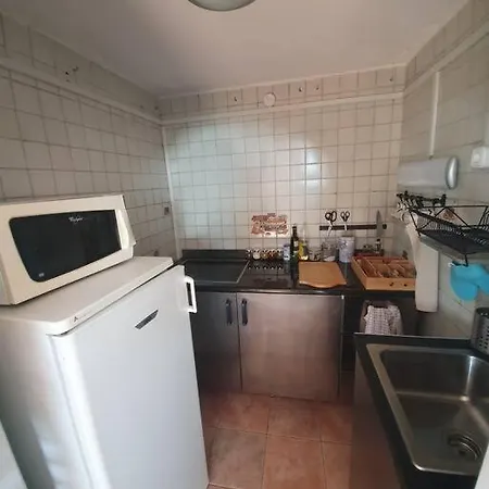 Kisház A Hegyen Apartamento *